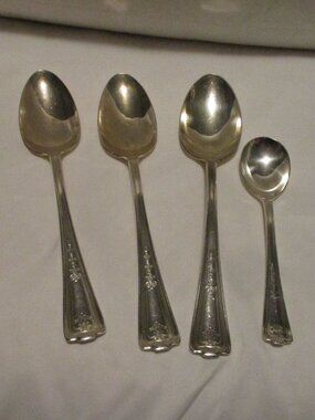 Rogers Bros.  Louvain  Serving spoons